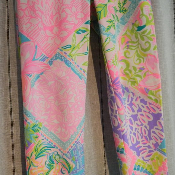 Lily Pulitzer Luxletic Pants Style# 002623 - Picture 3 of 8